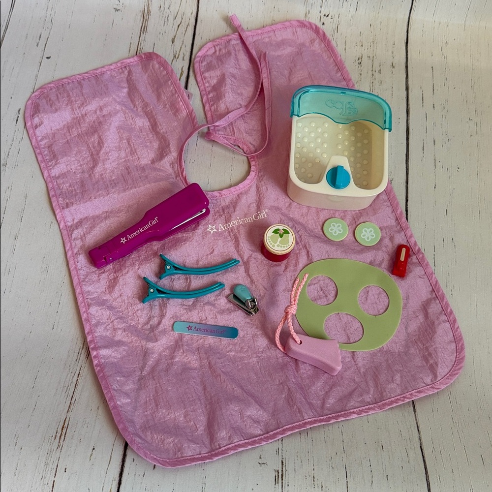 American Girl and OG doll Salon and Spa collection